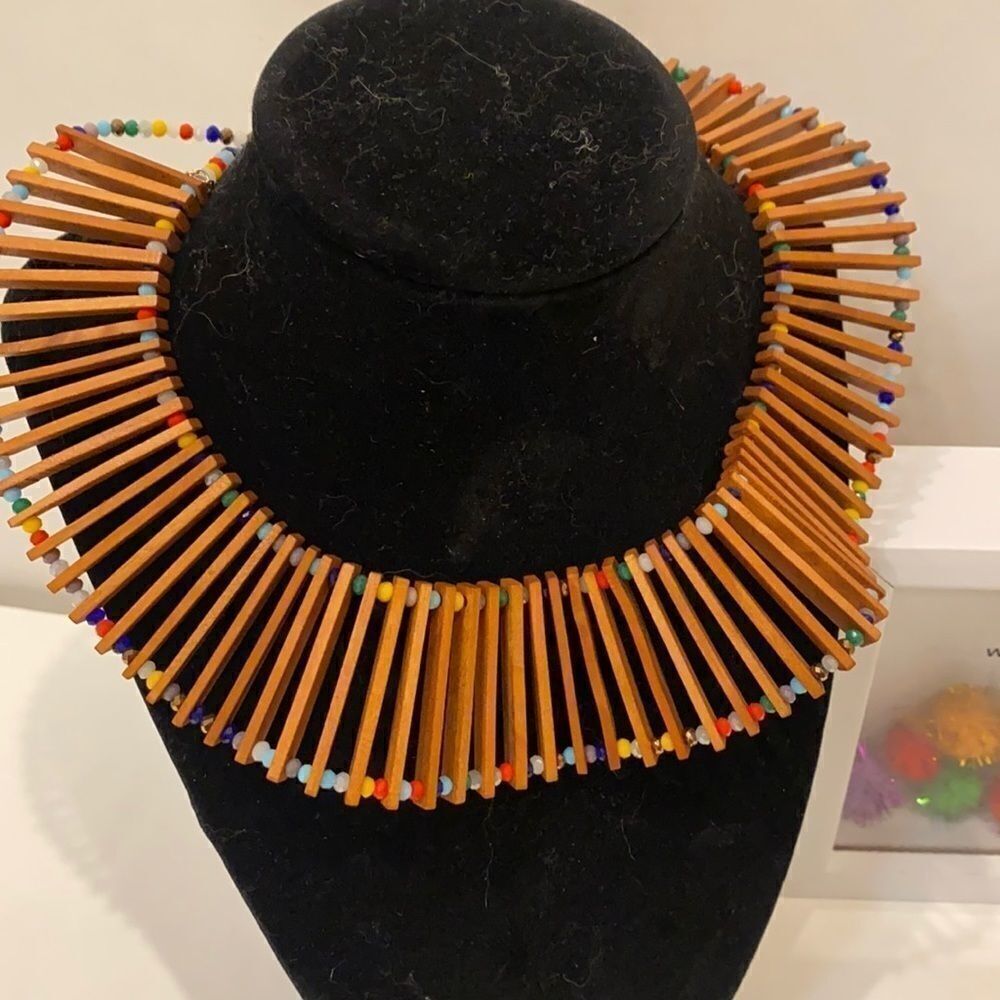 NWT Bamboo Rainbow Collar Statement Necklace